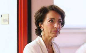 elfbar nachfüll pod läuft aus Tu viens de passer à la cigarette électronique et quelque chose te perturbe  ? 🤔 Soit tu ne ressens rien… Soit ça te prend trop la gorge… 👉 Cette  sensation s'appelle le main image 0