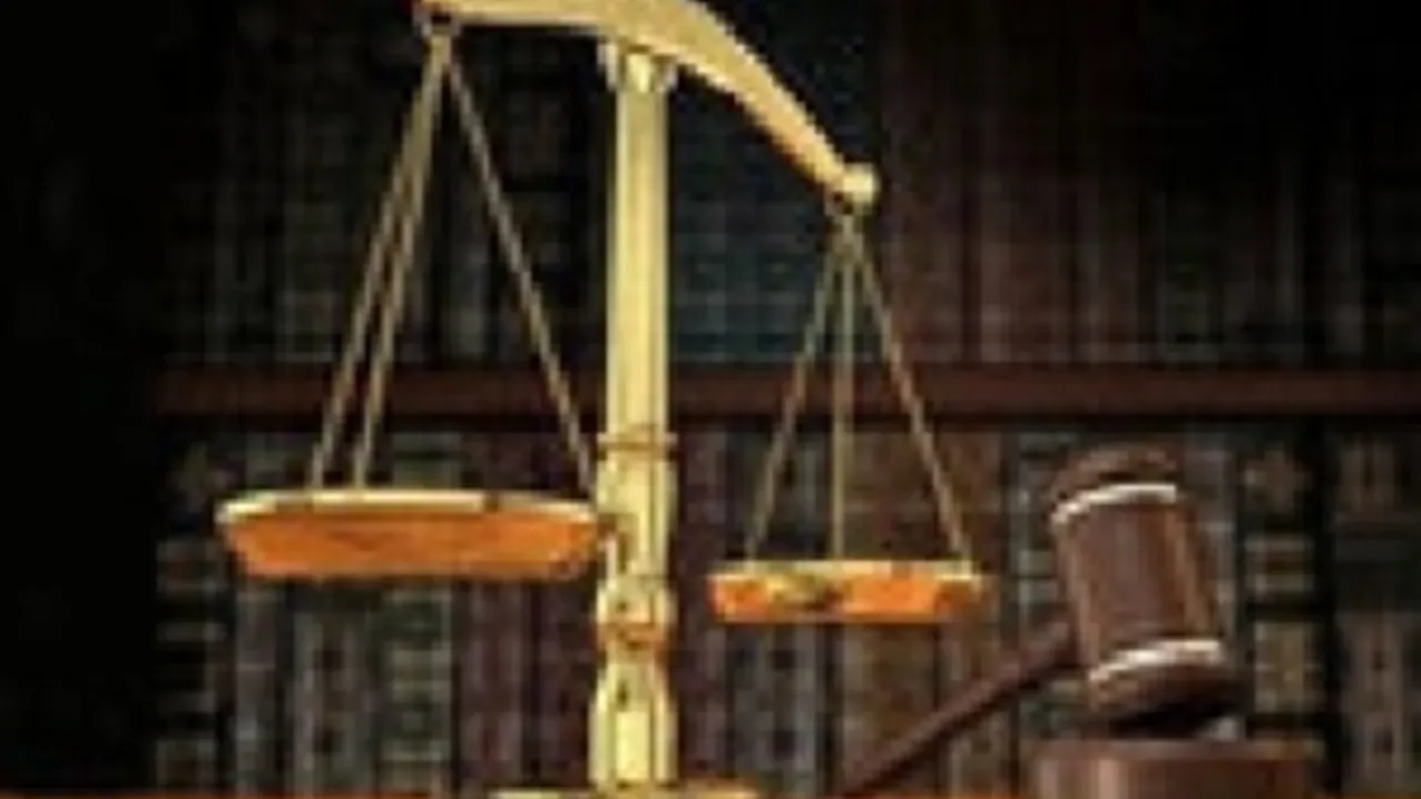 5943858-8858112