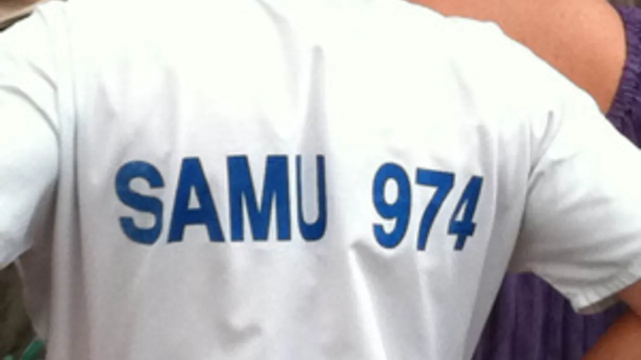 5956587-8878300