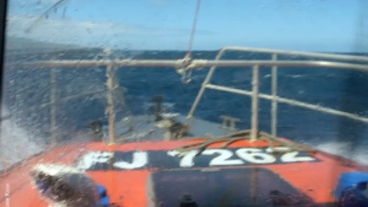 6061366-9044371