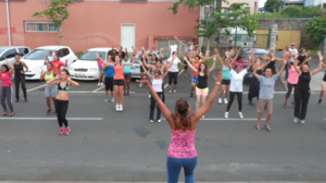 6182270-9237819