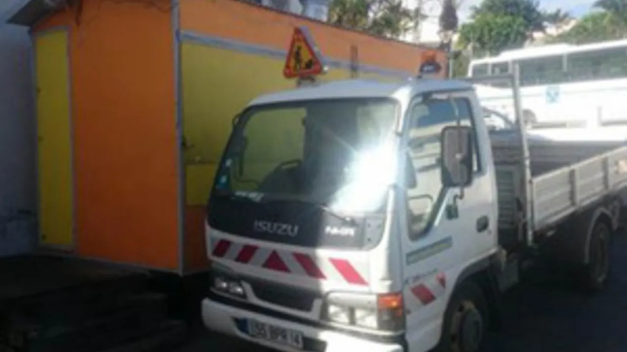 6501459-9806323