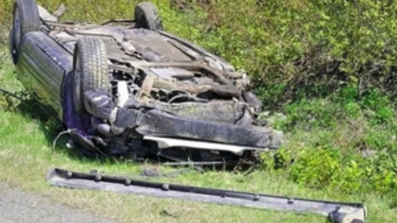 6614085-9976803