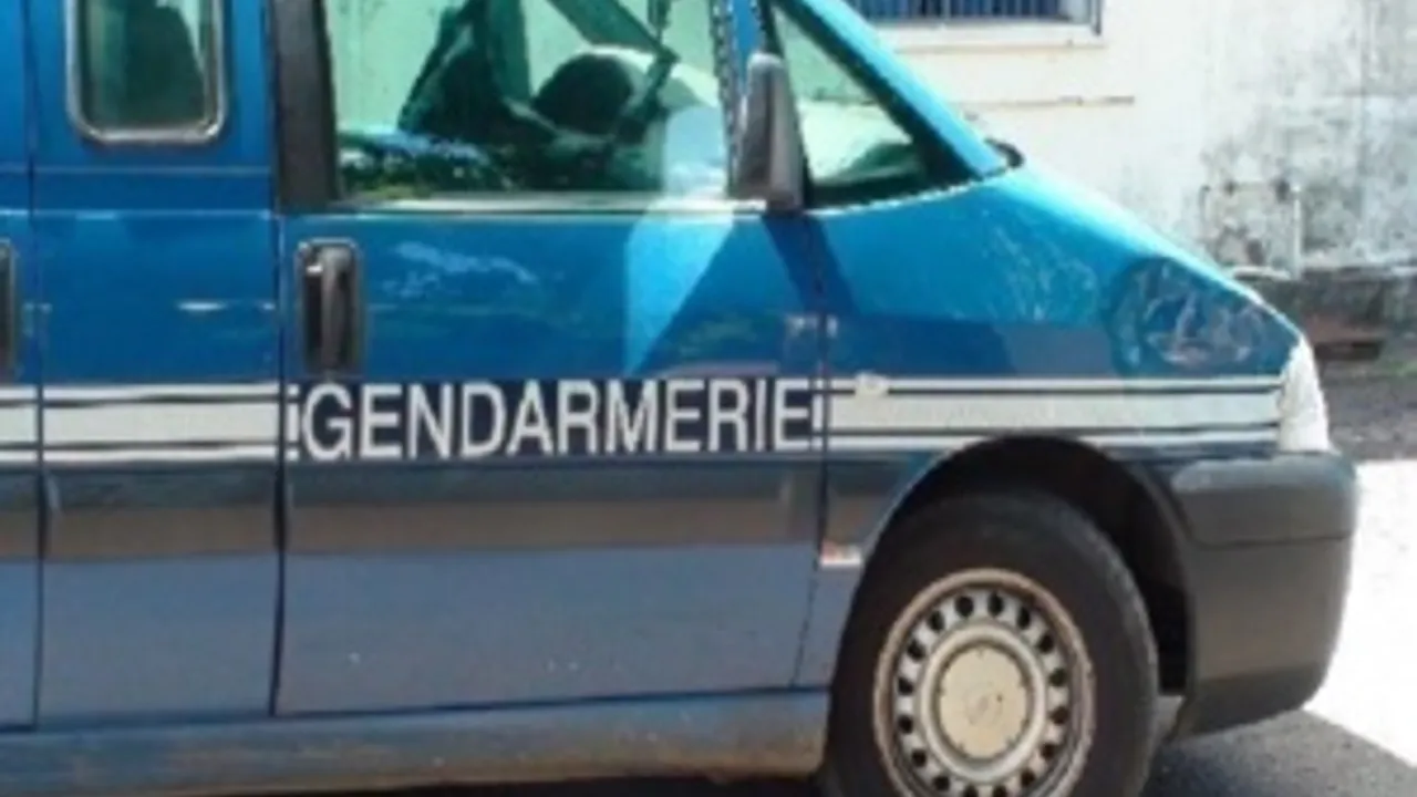 6926289-10589457