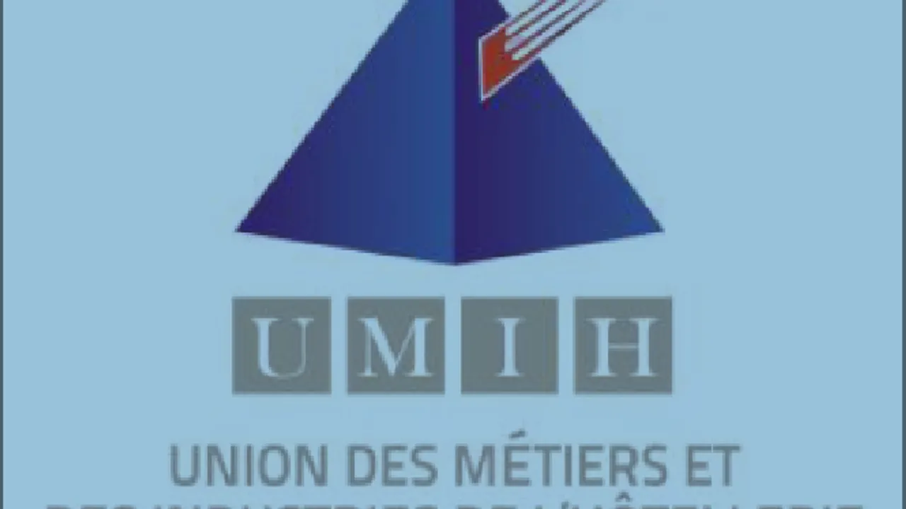 7380015-11363921