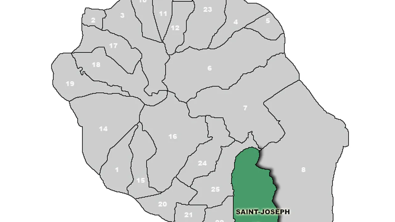 7597082-11731520