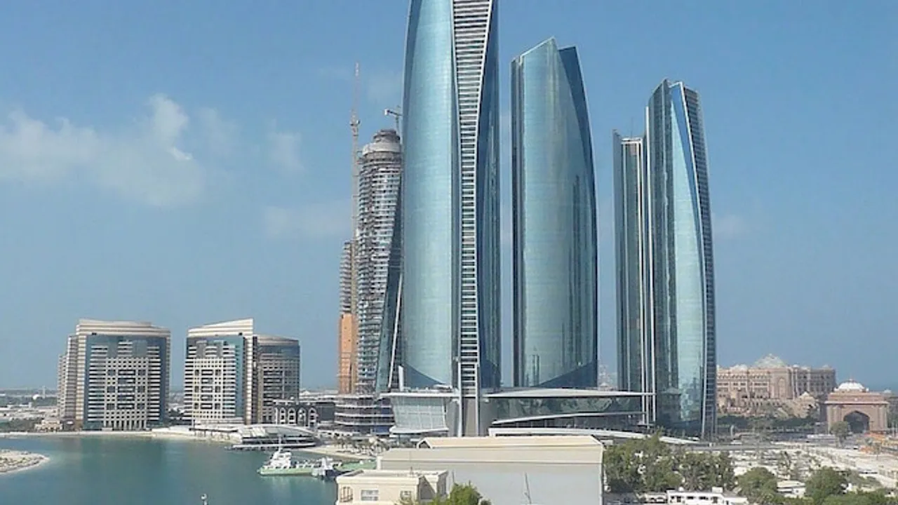 8790198-13903752