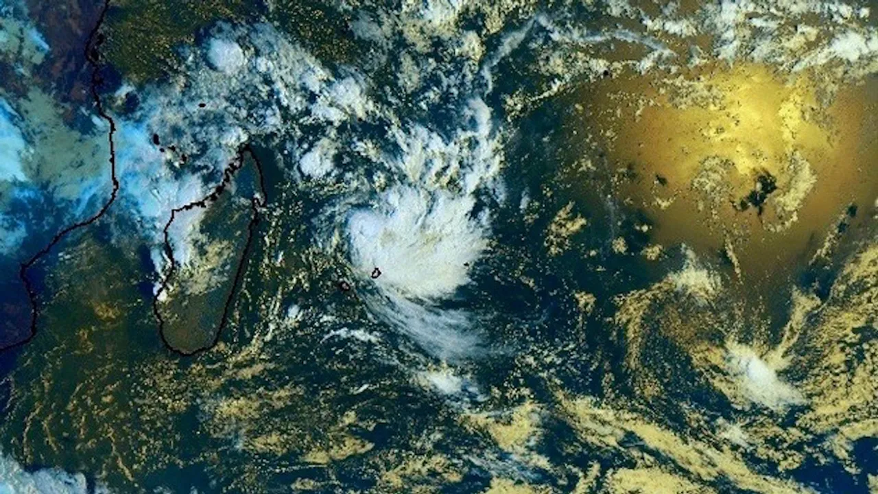 16210588-21125897