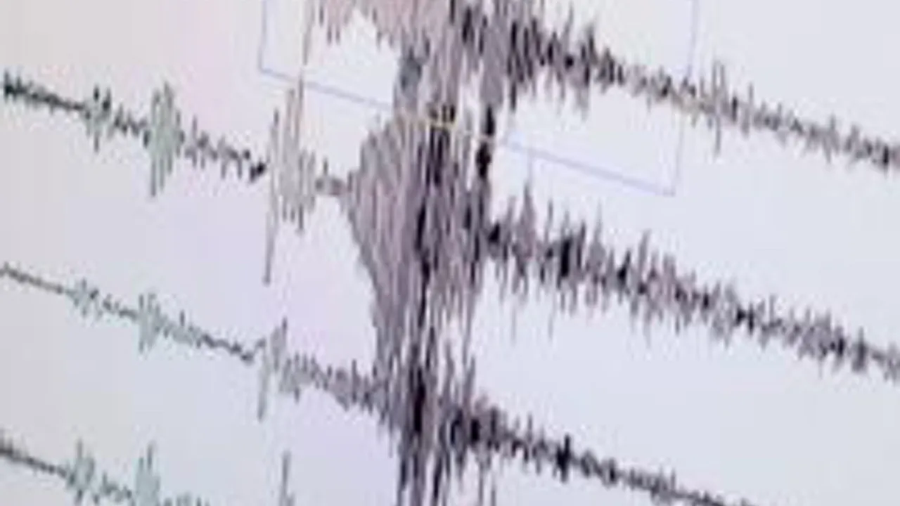 18064089-22363745