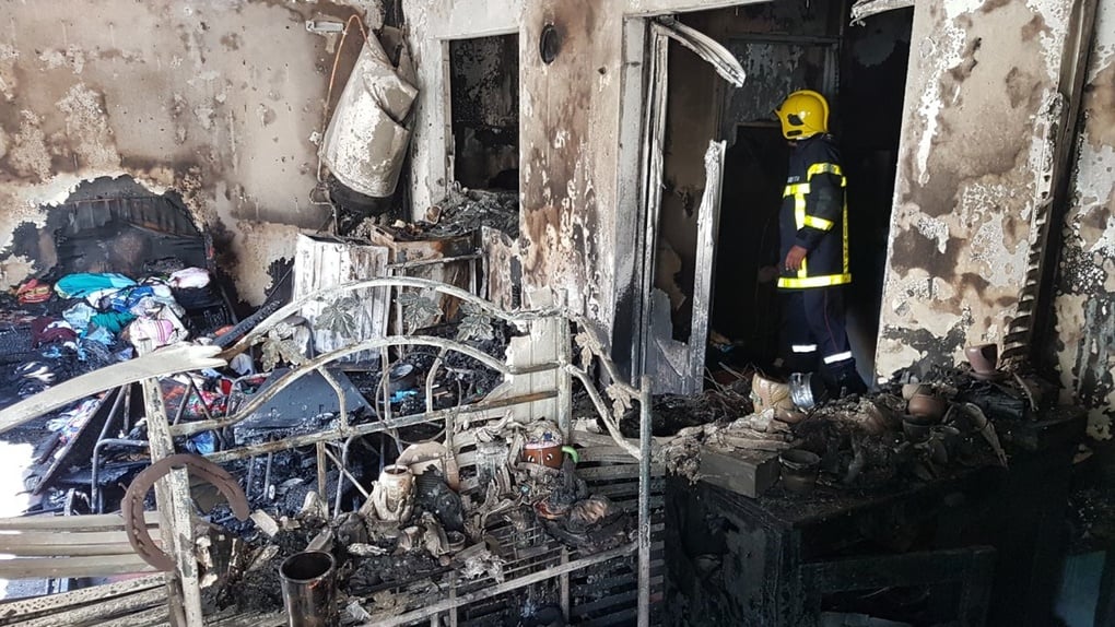 [VIDEO] St-Denis : Un appartement ravagé par les flammes rue Issop Ravate