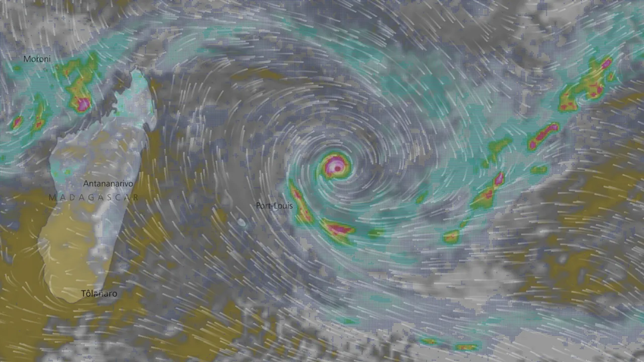 19522763-23372723