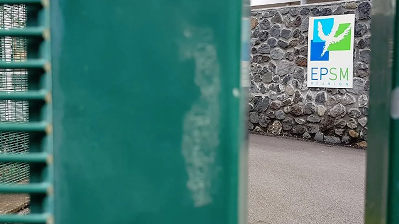 19876633-23586160