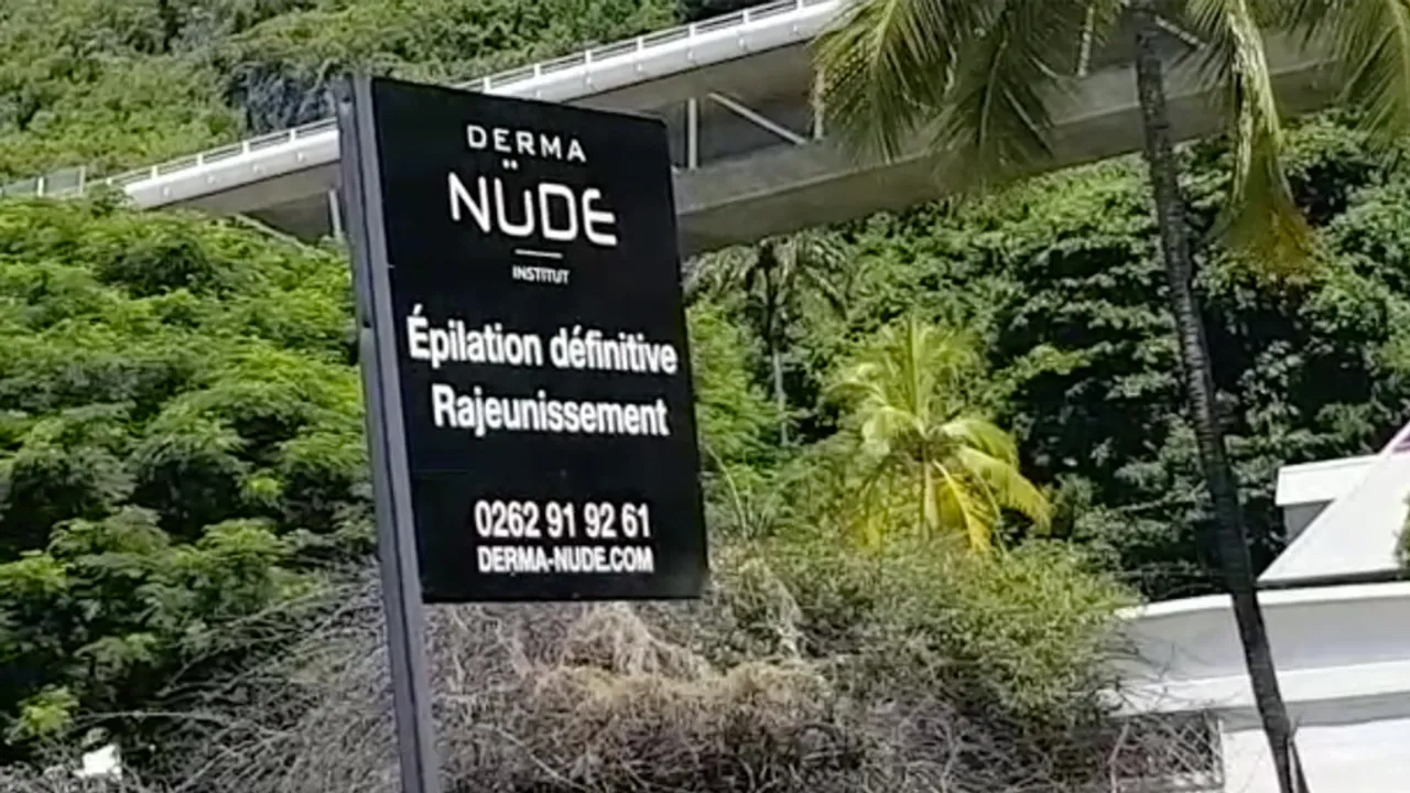 20179089-23764175
