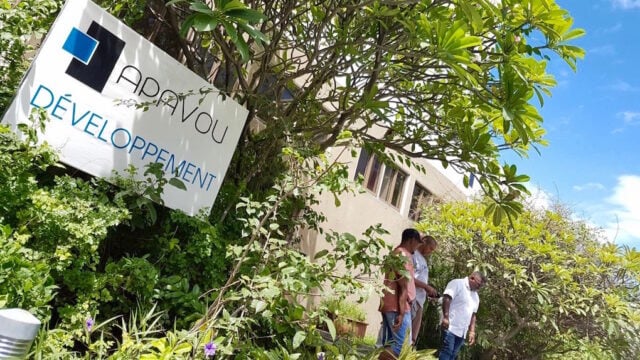 Apavou