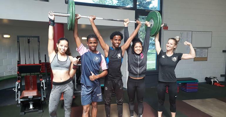 22739583-25305398