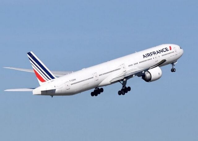 Incident technique sur des avions Airbus ; la compagnie Air France impactée.