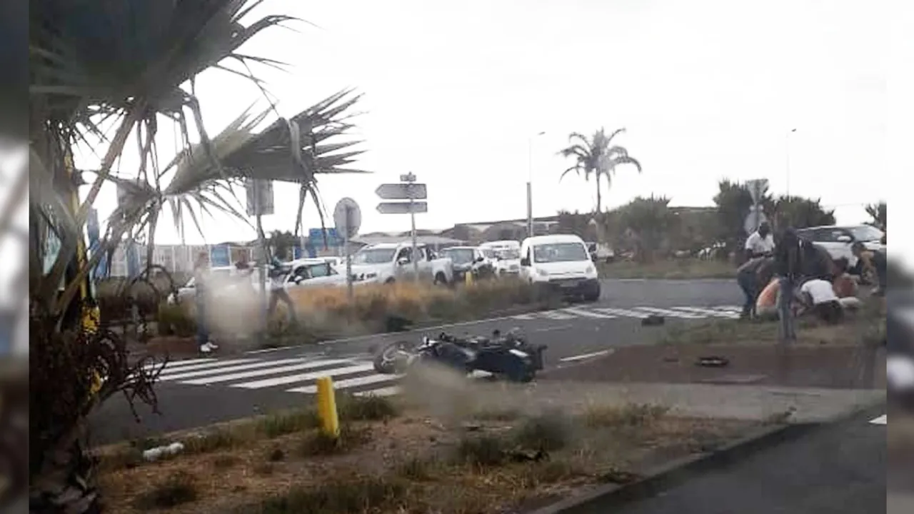 32196733-30062752