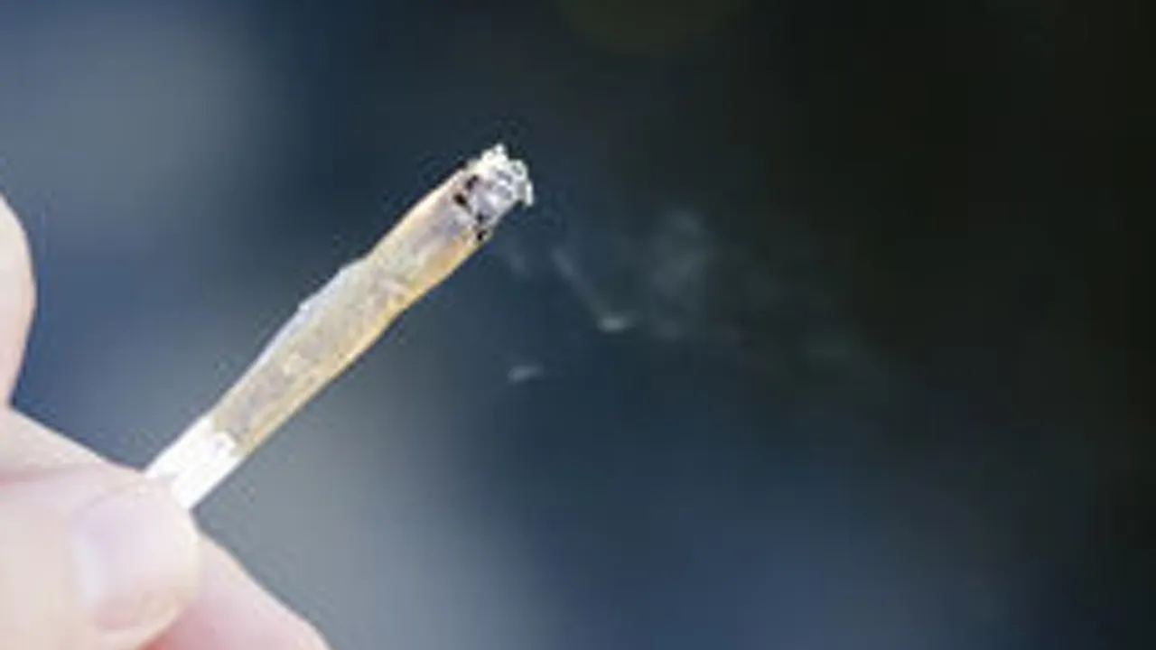 52407162-39974870