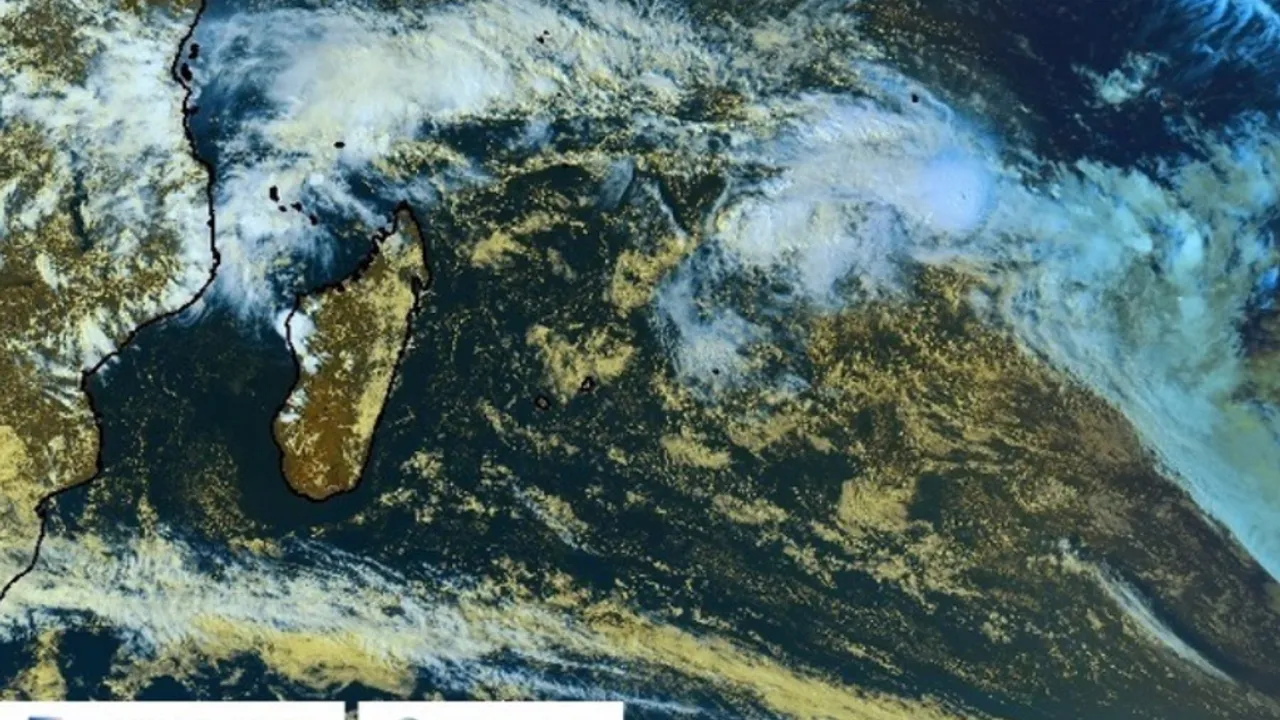 52744524-40115380