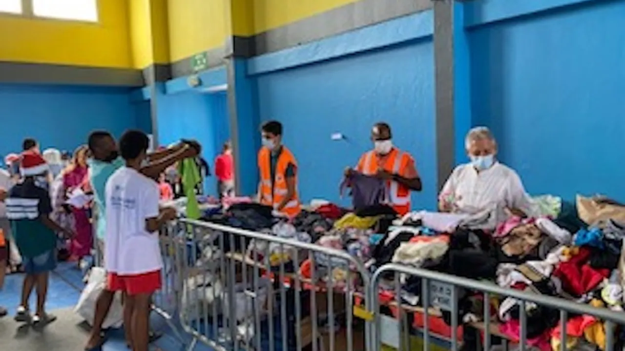 61079828-44597761
