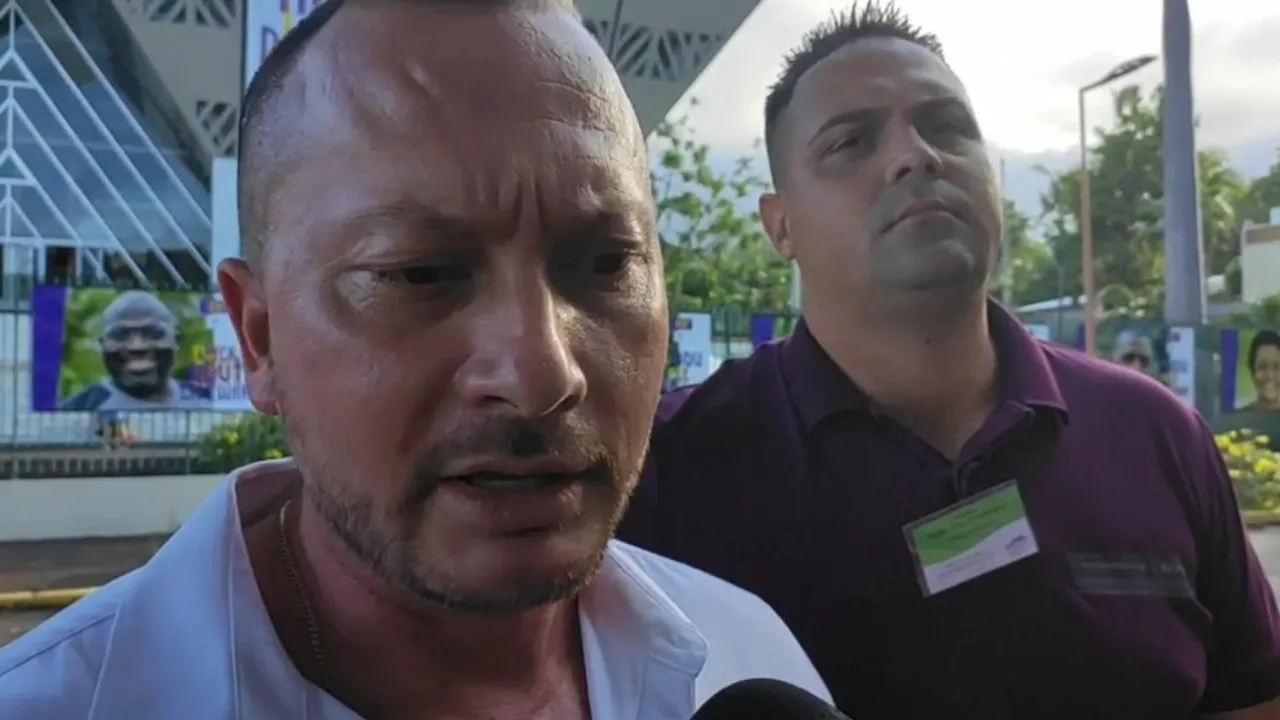62701304-45378993