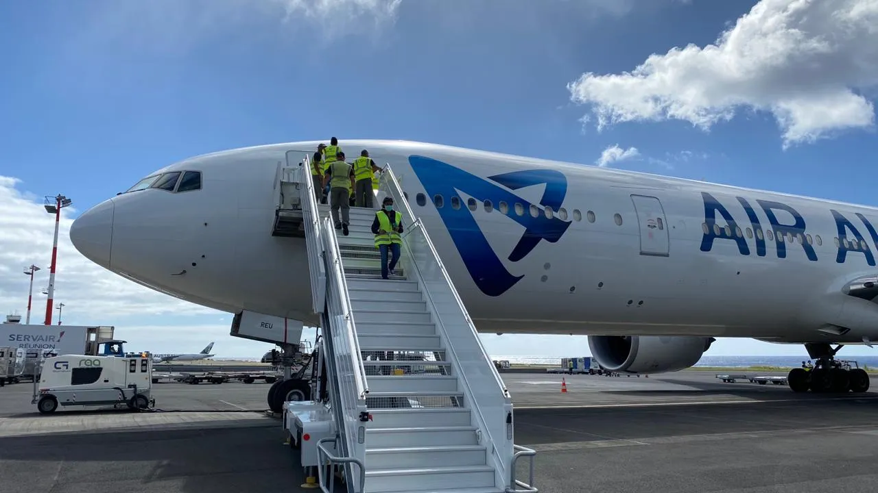 67217962-47582500