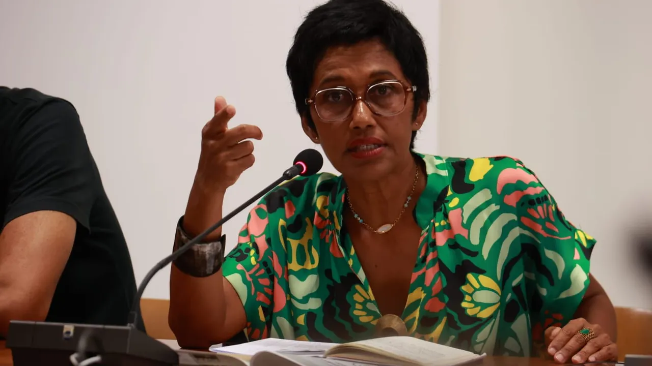 72719351-50586367