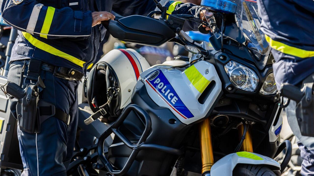 Police (1)