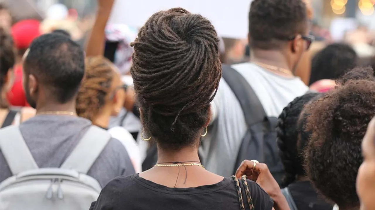 discrimination manifestation racisme