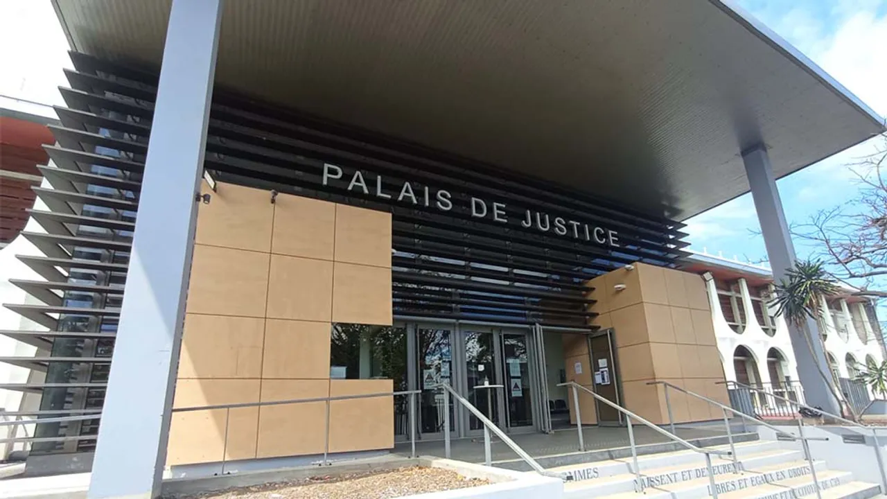 Procès pour agression sexuelle sur mineure sur fond de scatophilie.