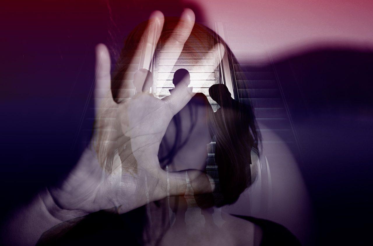 violence-5229512_1920 Une mère brisée par les violences conjugales