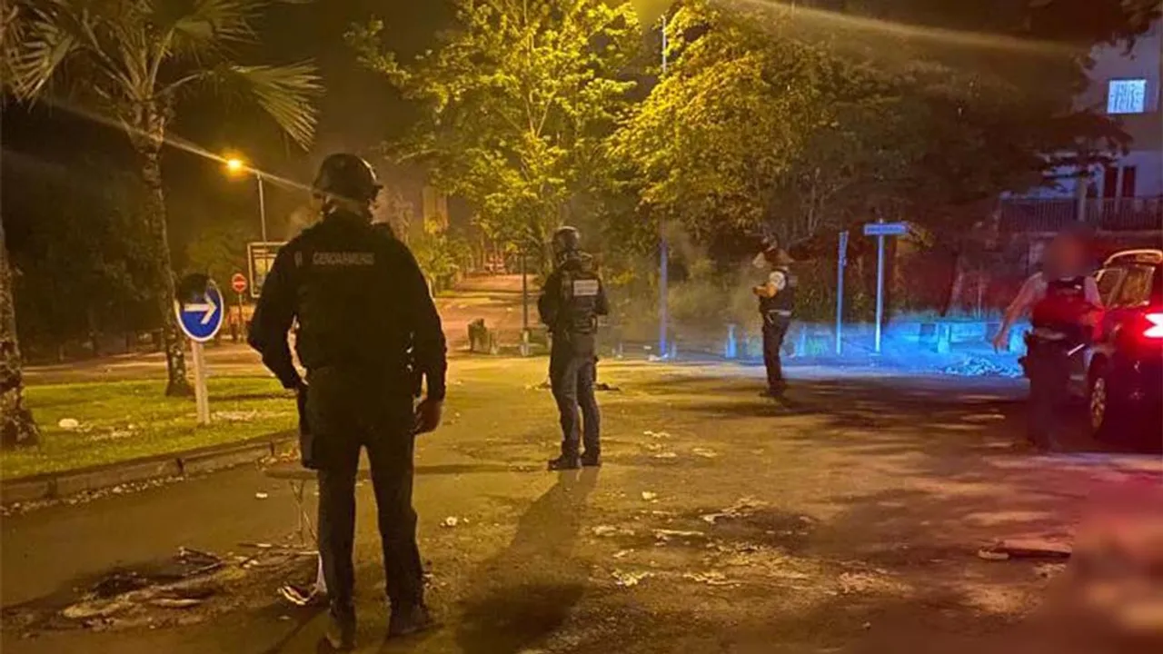 gendarmerie saint-benoit bras-fusil émeutes heurts