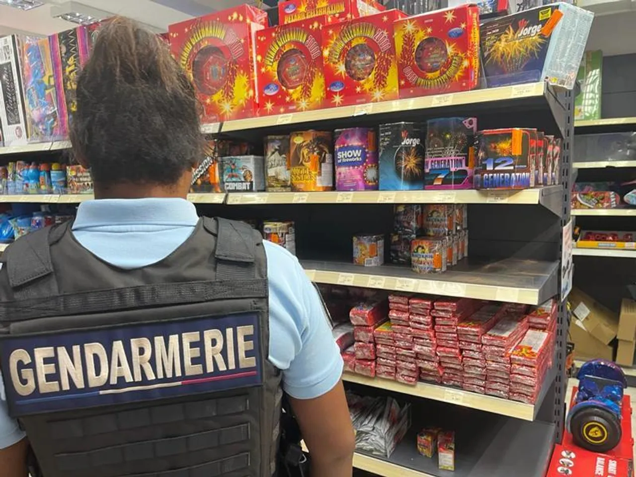 Contrôle gendarmerie feux d'artifice 2