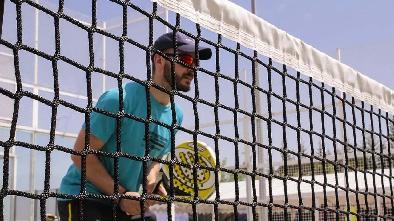 paddle tennis