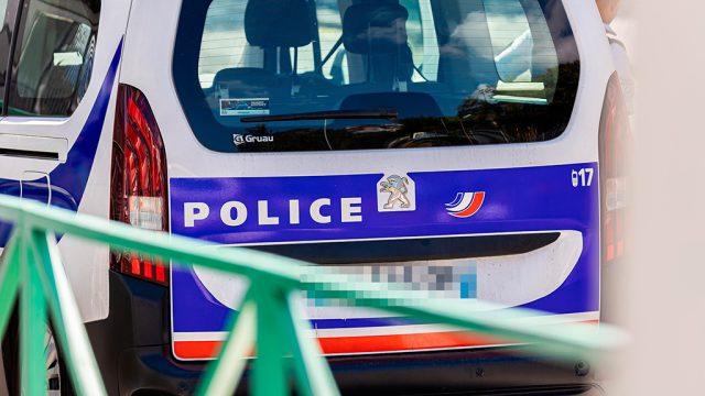 Véhicule de la police nationale
