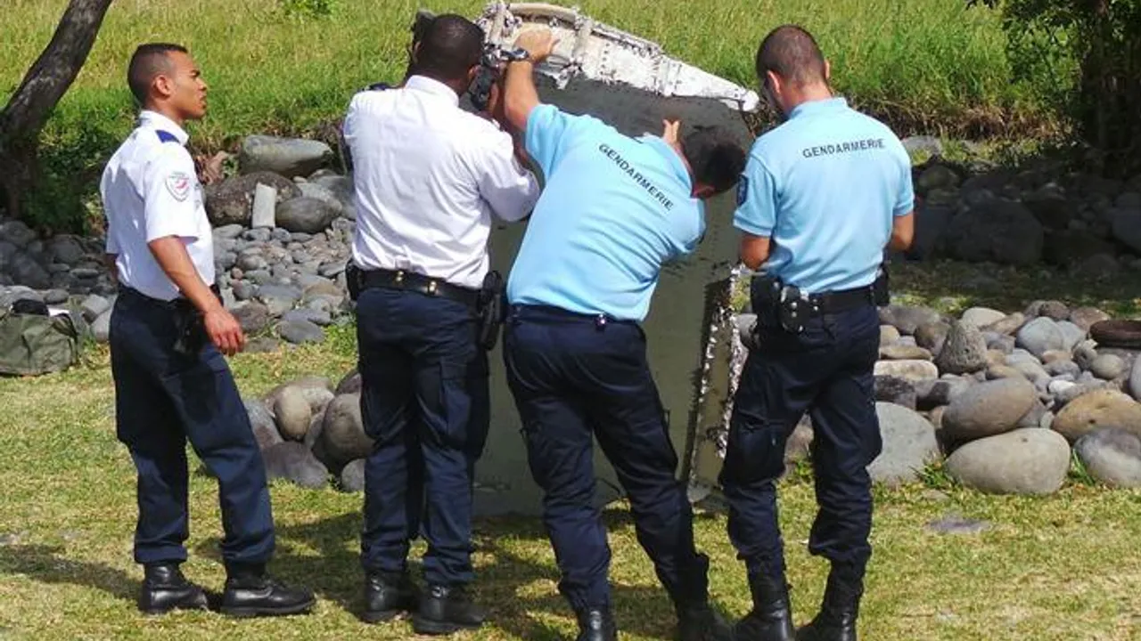 débris MH370 MH370: les recherches reprennent