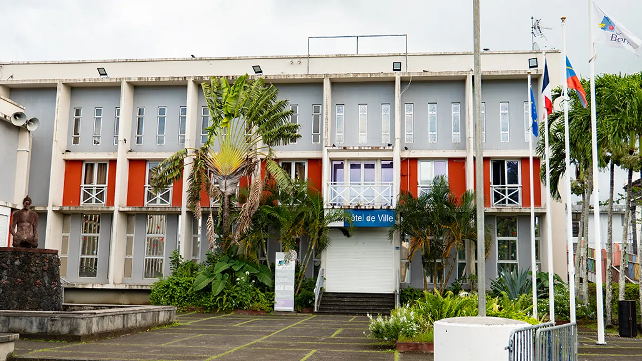 Mairie_Saint-Benoit