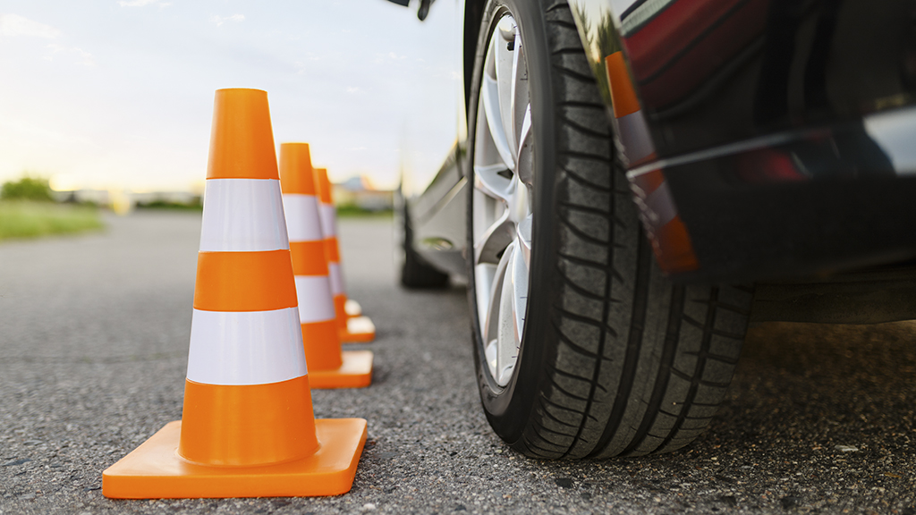 Un gérant d'auto-école ne payait pas les cotisations sociales de ses salariés.