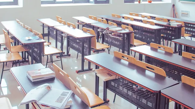 Des inscriptions antisémites dans une salle de classe d'un collège du sud de l'île.