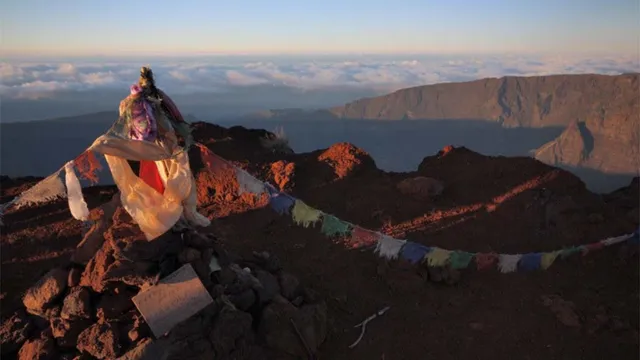 bouddha piton des neiges