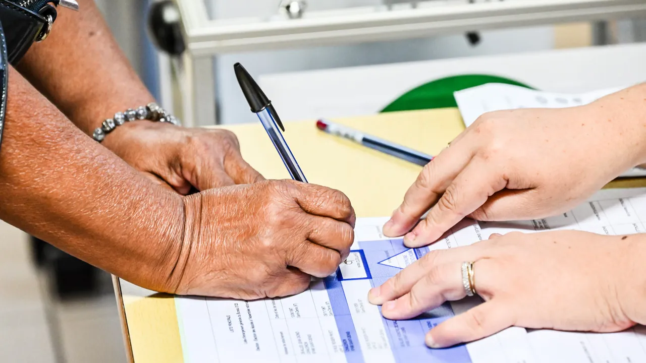 ELECTIONS LEGISLATIVES-4