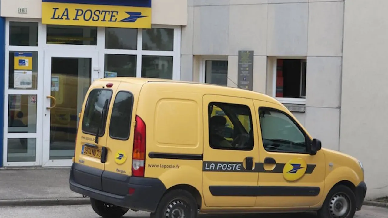 la poste TVA, colis