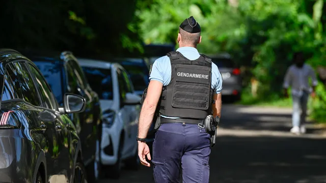 GENDARMERIE-110