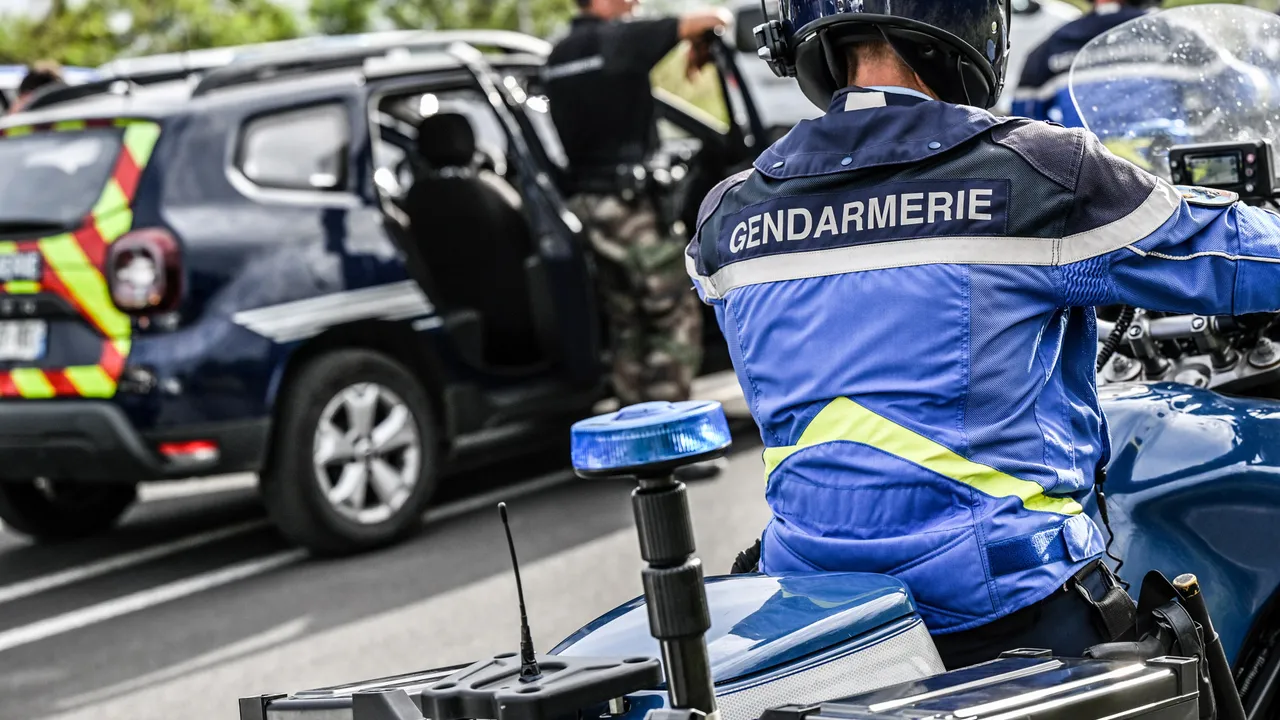 GENDARMERIE-118