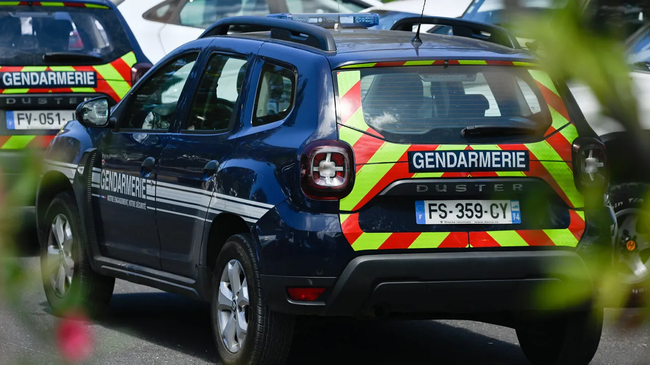 GENDARMERIE-20