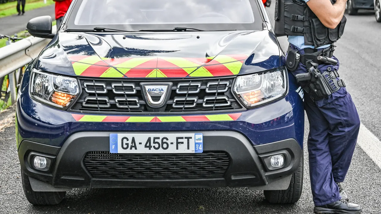 GENDARMERIE-42 agression