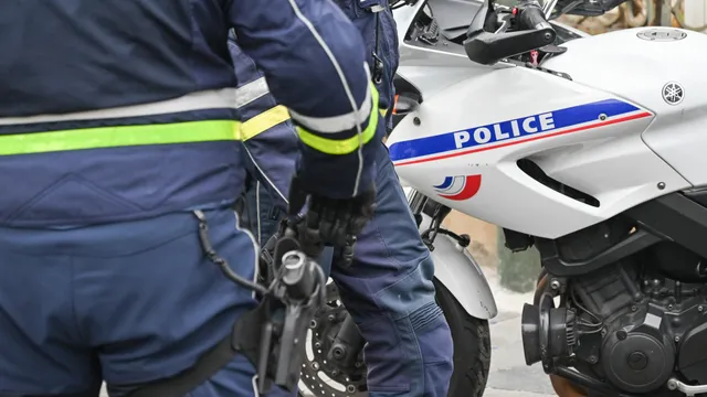 POLICE-64