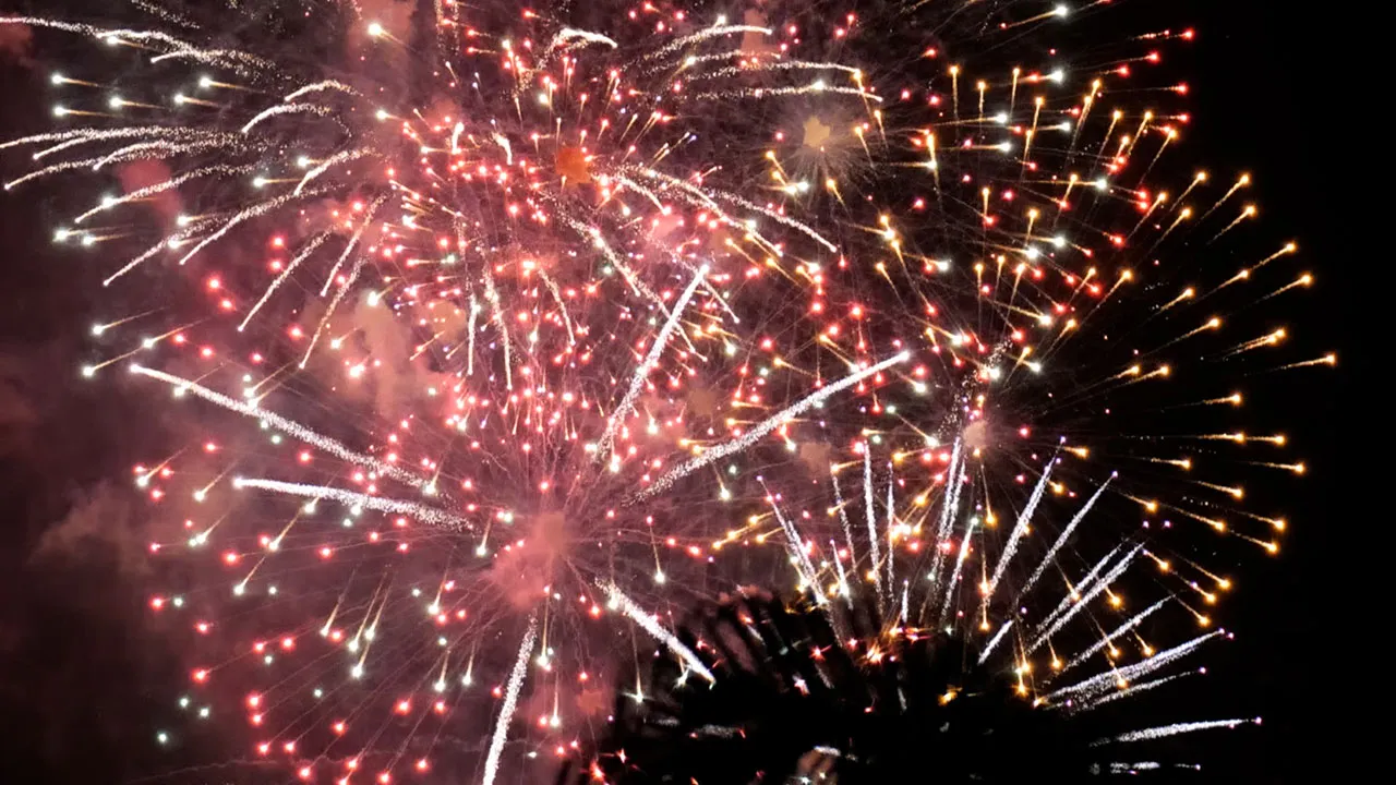 Feu_Artifice Feux d'artifice prévus dans plusieurs communes de l'île ce 14 juillet