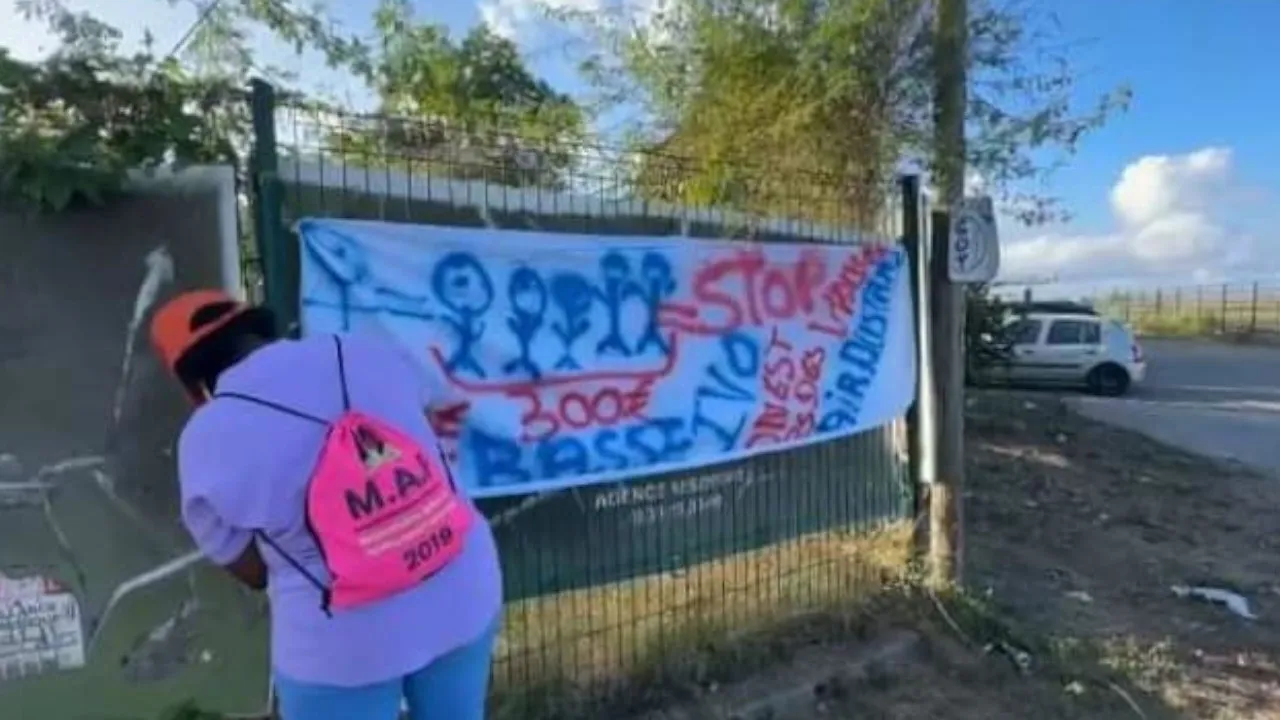 mayotte manifestation aéroport
