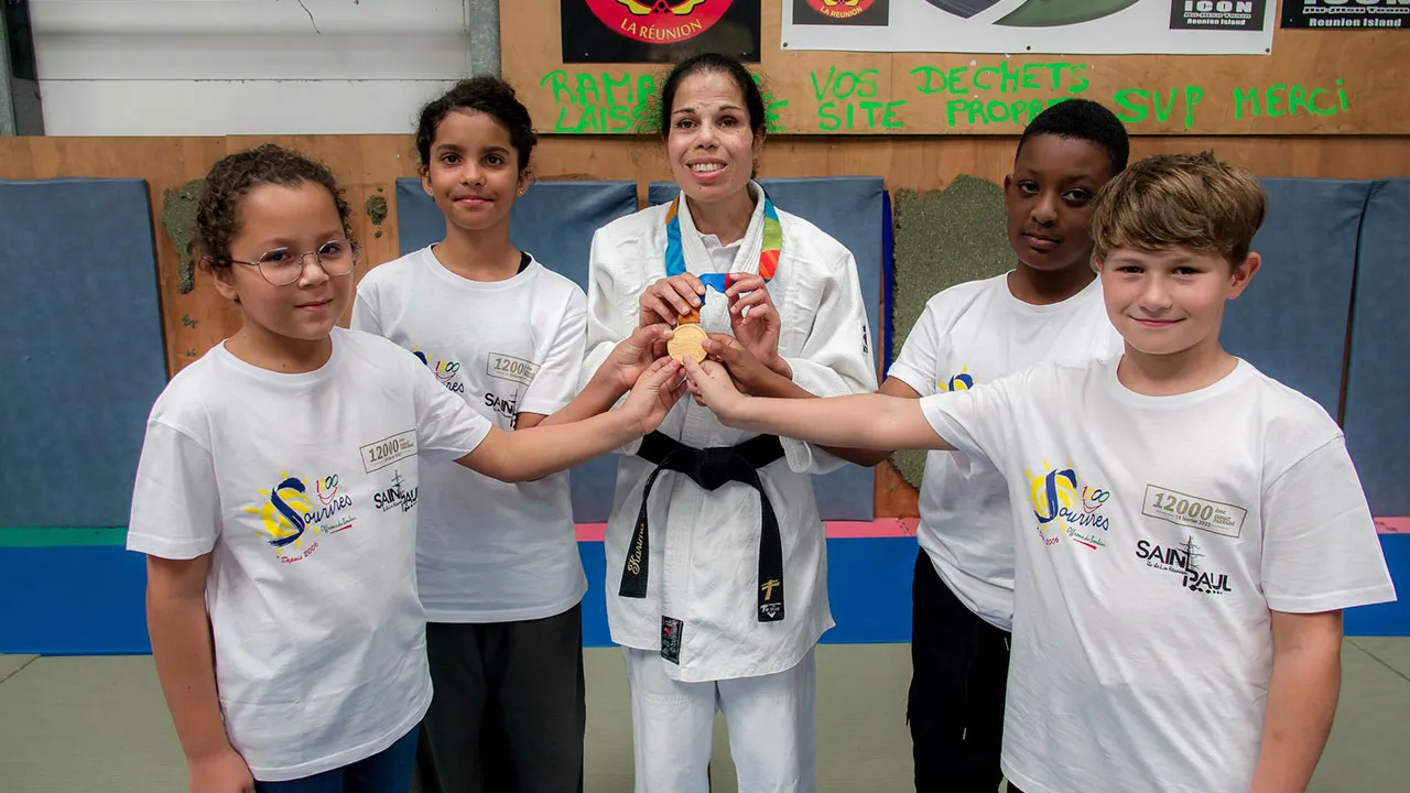 Para-judo-avec-Karima-Medjeded